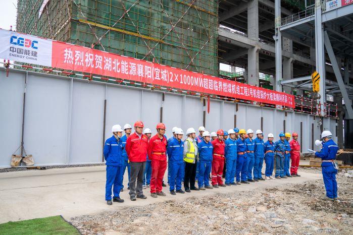 吊裝前準備（攝影：陸世軒）